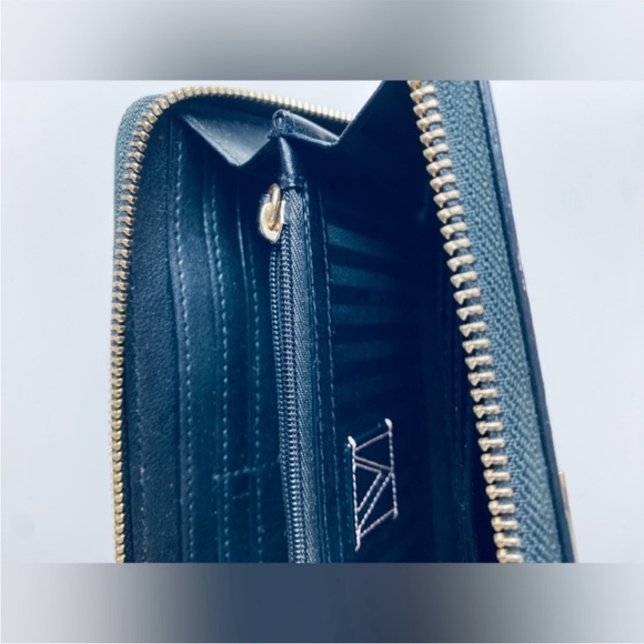 VS black large bi-fold full zip gold grommet wallet size large - Picture 9 of 13